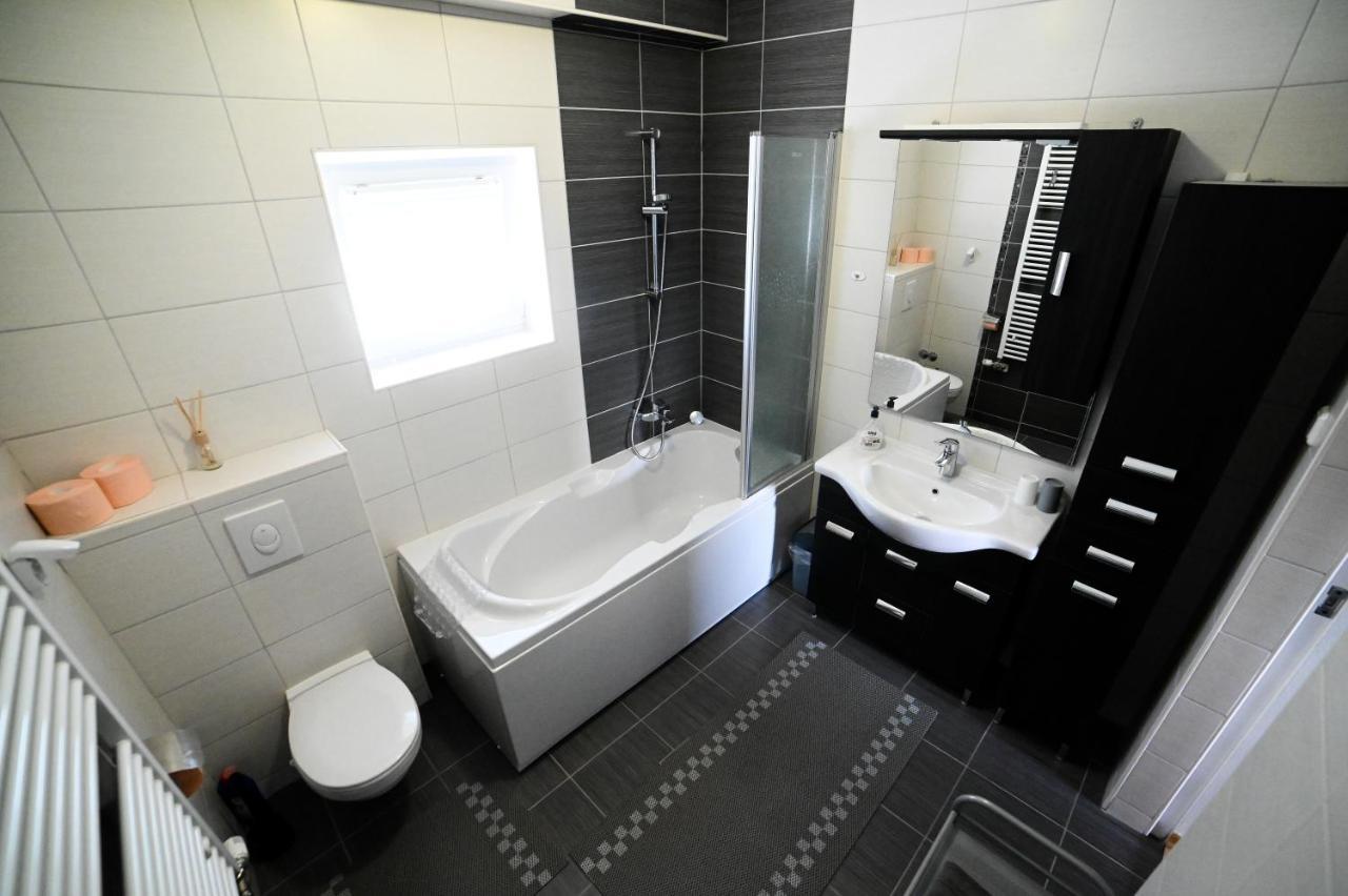 Apartman Ema Velika Gorica Buitenkant foto